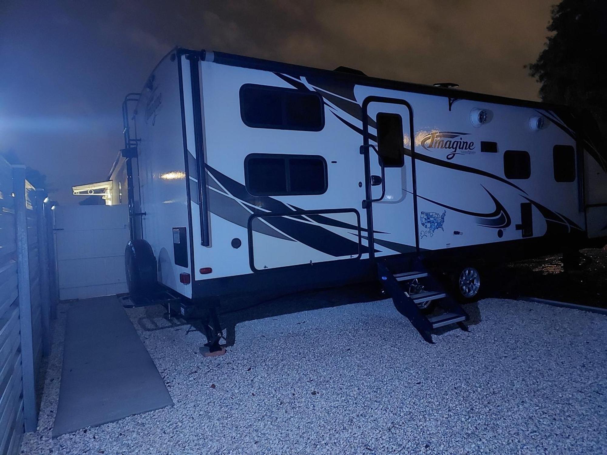 Ferienwohnung The Torres' Camper Experience! Tampa Exterior foto